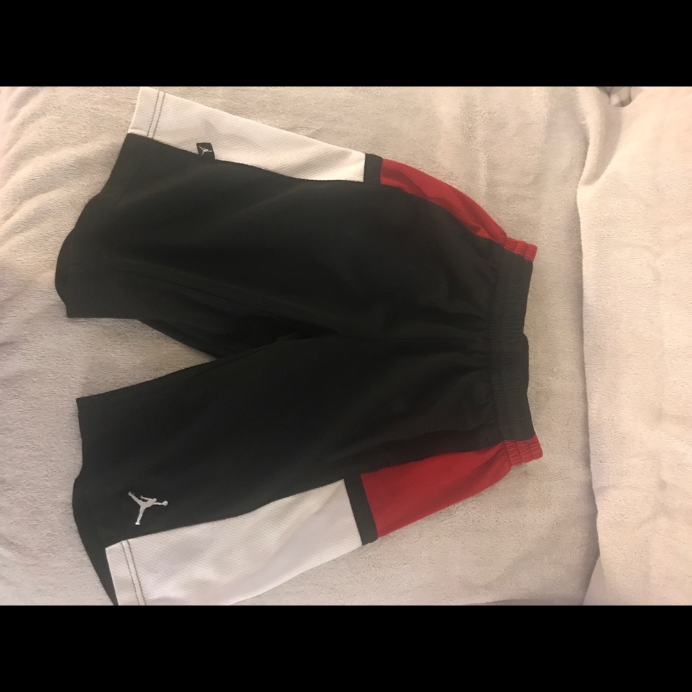 Athletic shorts